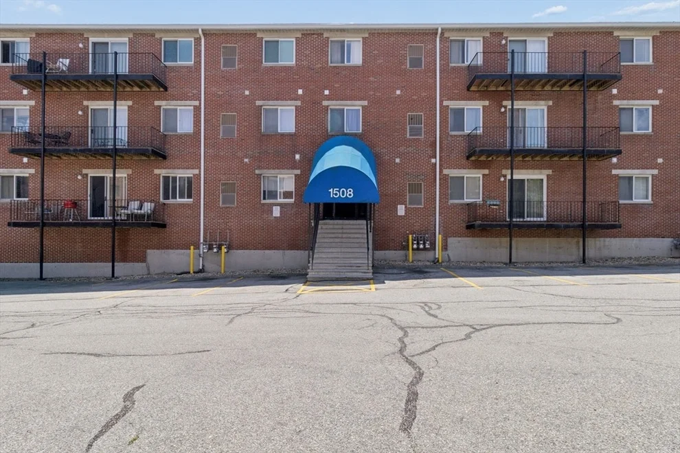Unit for sale at 1508 Gorham, Lowell, MA 01852
