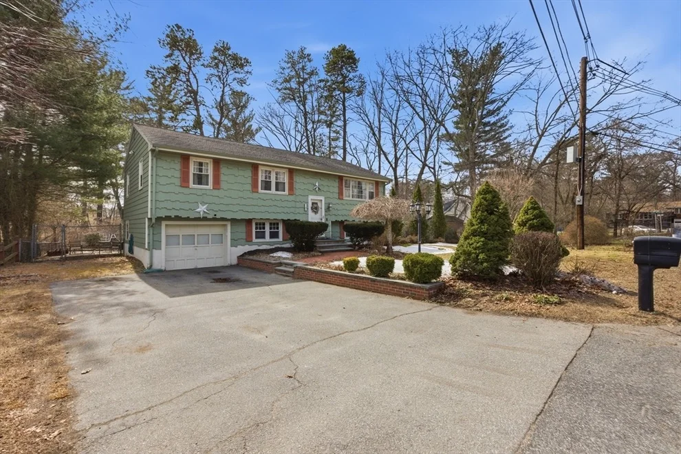 Unit for sale at 41 Bridge St, Tewksbury, MA 01876