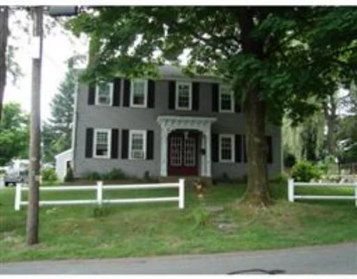 Unit for sale at 153 Hildreth St, Marlborough, MA 01752