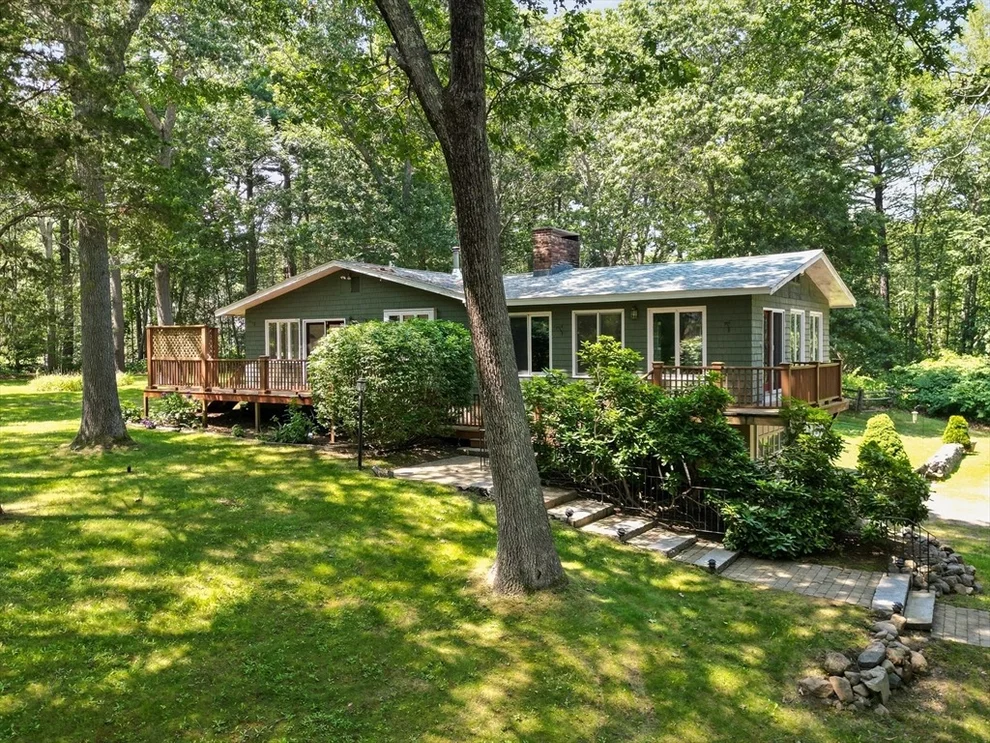 Unit for sale at 118 Echo Cove Road, Hamilton, MA 01982