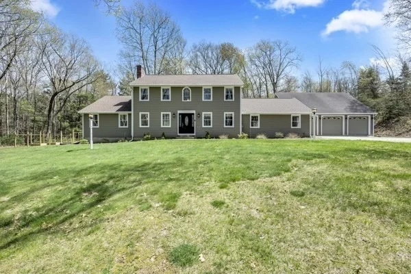 Unit for sale at 26 Center Rd, Woodstock, CT 06281