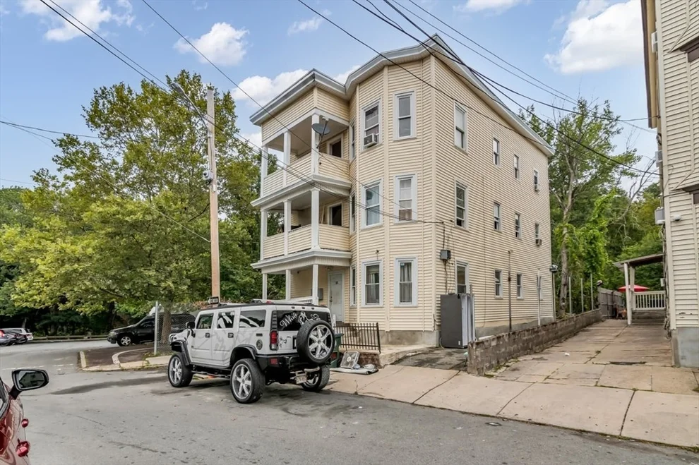 Unit for sale at 65 Brook St, Lawrence, MA 01841