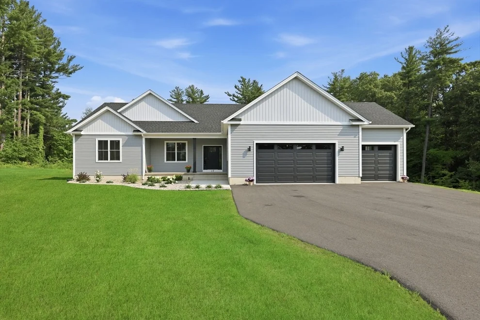 Unit for sale at 17 Silvergrass Ln, Southwick, MA 01077
