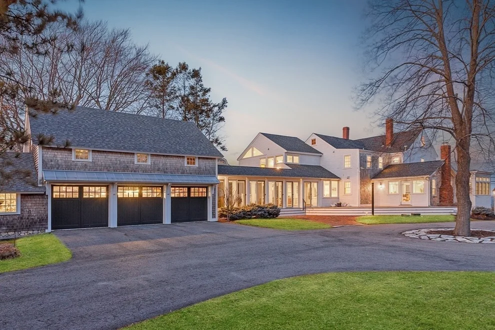 Unit for sale at 284 Water St, Newburyport, MA 01950