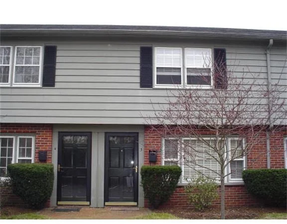 Unit for sale at 27 Norwood, Manchester, MA 01944