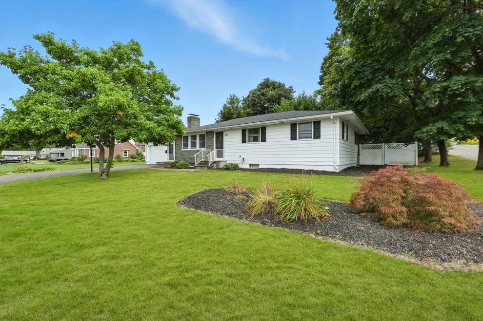 Unit for sale at 532 Winsor St, Ludlow, MA 01056