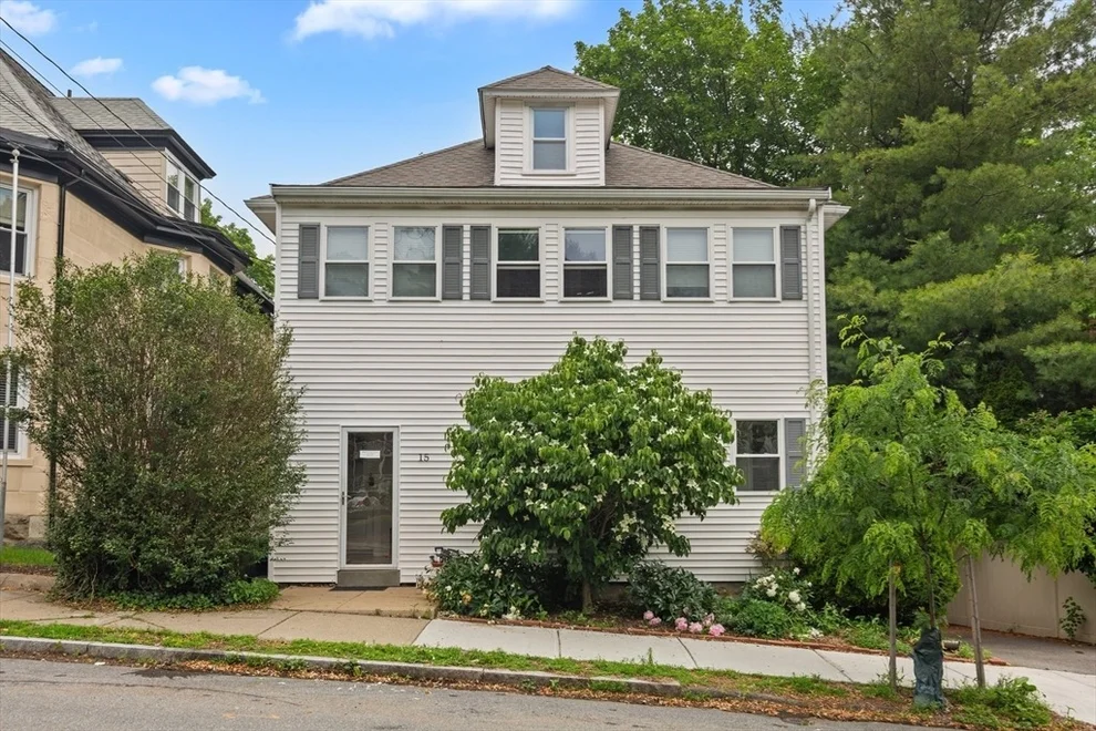 Unit for sale at 15 Mount Vernon St, Arlington, MA 02476