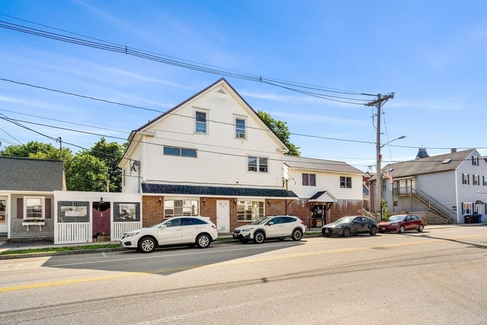 Unit for sale at 15 Church Street, Merrimac, MA 01860