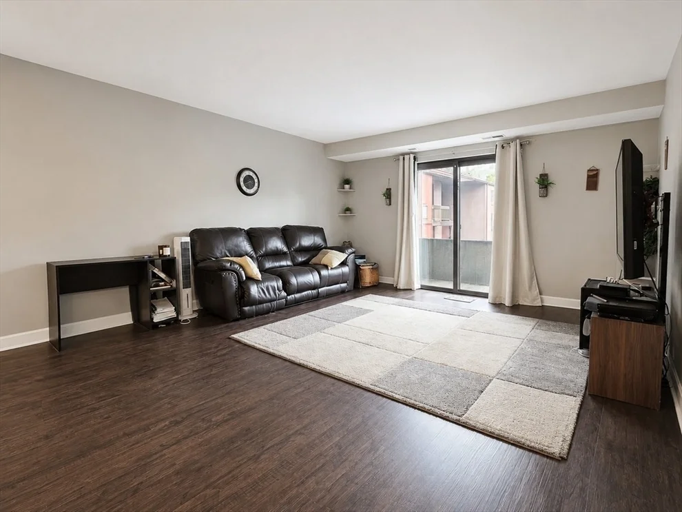 Unit for sale at 170 Highland St, Taunton, MA 02780