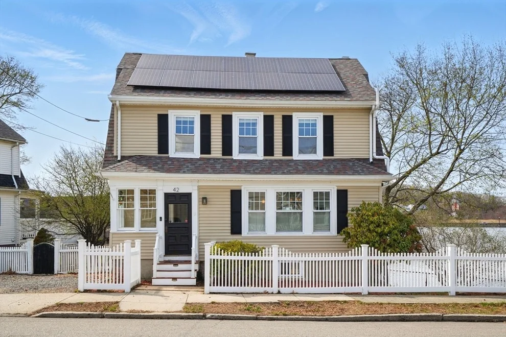 Unit for sale at 42 Victory Rd, Lynn, MA 01902