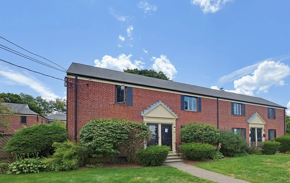 Unit for sale at 948 Belmont St, Watertown, MA 02472