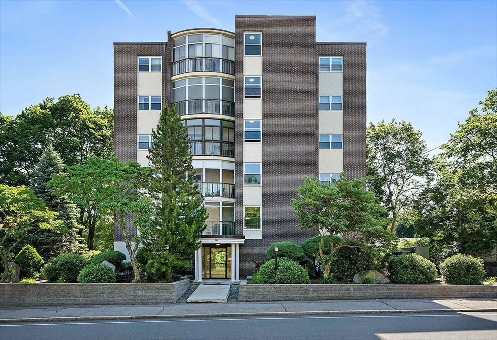 Unit for sale at 500 Willard St, Quincy, MA 02169