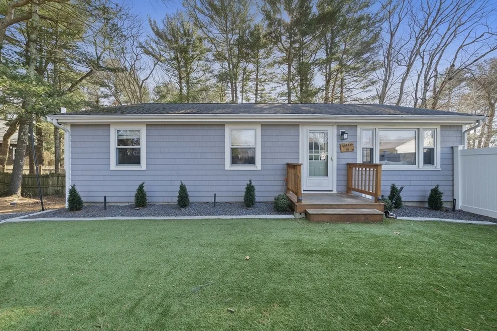 Unit for sale at 10 Pleasant Street, Kingston, MA 02364