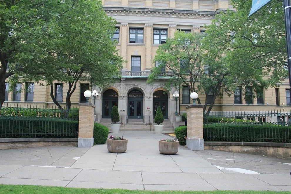 Unit for sale at 235 State Street, Springfield, MA 01103