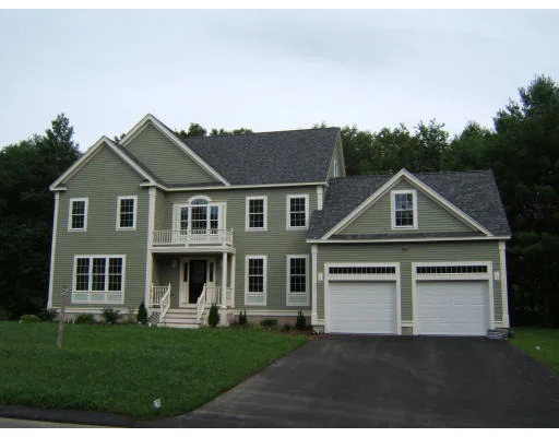 Unit for sale at 3 Leda's Lane, Amesbury, MA 01913