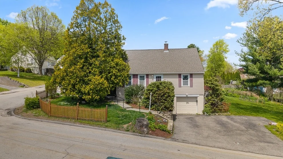 Unit for sale at 38 Upland St, Auburn, MA 01501
