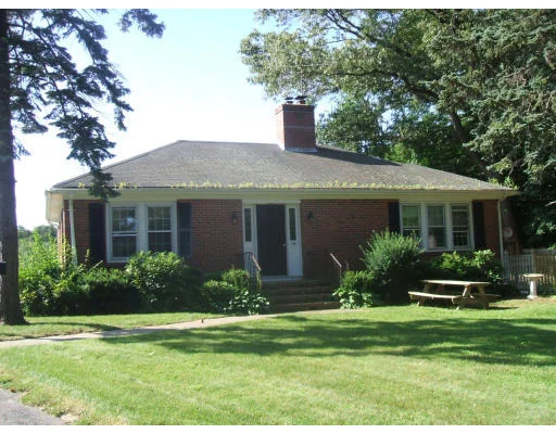 Unit for sale at 146 High Street, Hingham, MA 02043