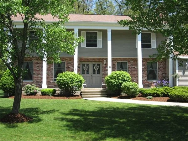Unit for sale at 11 College Pond Dr, Danvers, MA 01923