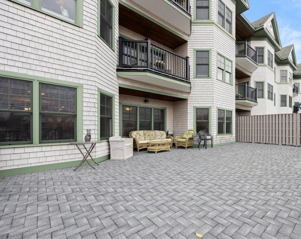 Unit for sale at 91 Front St, Scituate, MA 02066