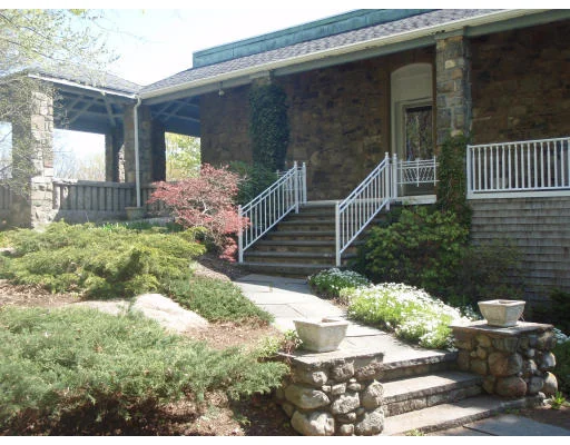 Unit for sale at 11 Jerusalem Road Drive, Cohasset, MA 02025