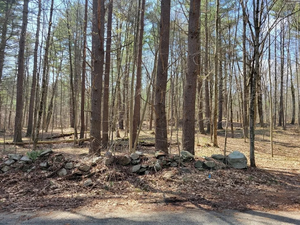 Unit for sale at Lot 3 Daniels Rd, Charlton, MA 01507