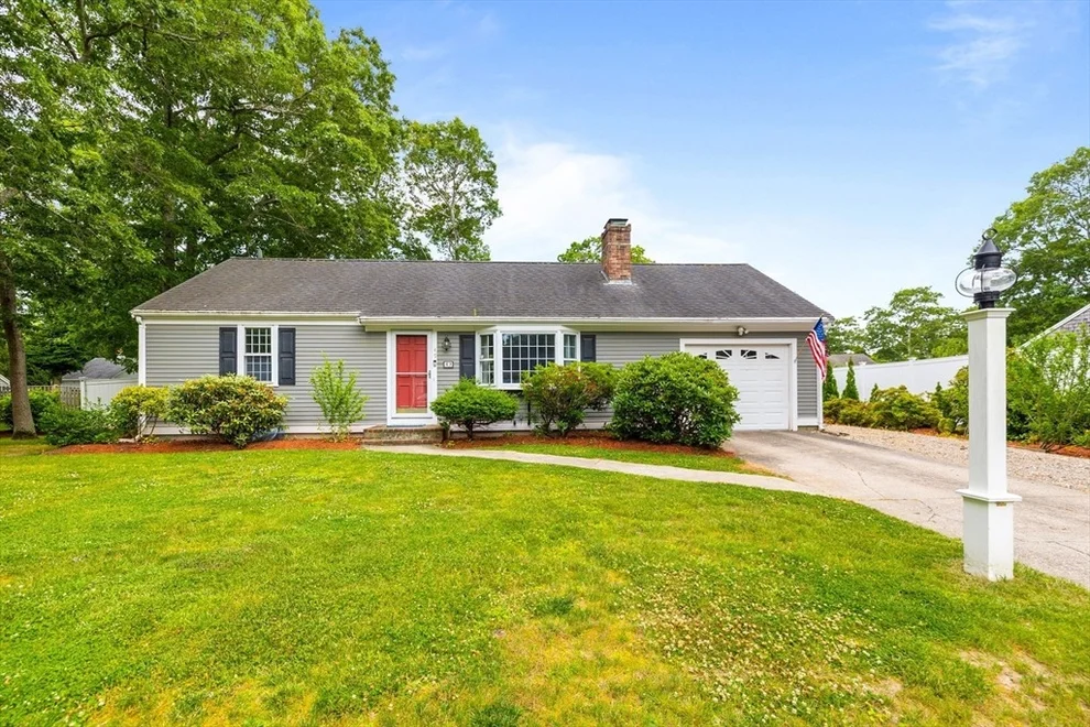 Unit for sale at 49 Fishermans Cove Rd, Falmouth, MA 02536