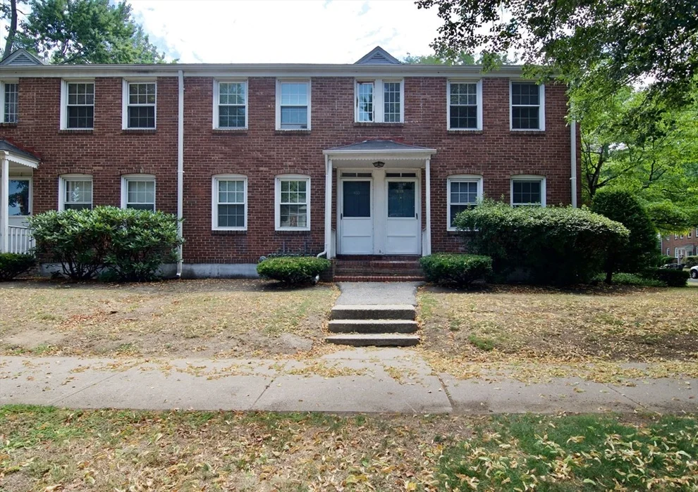 Unit for sale at 435 Cold Spring Ave, West Springfield, MA 01089