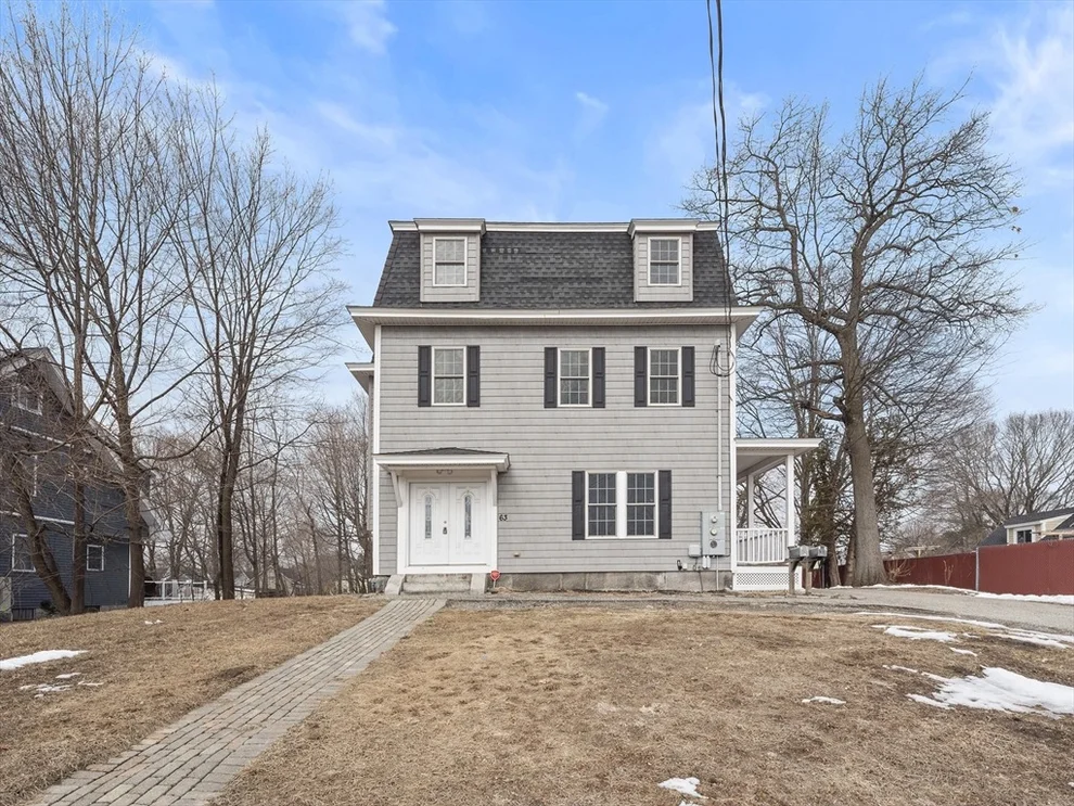 Unit for sale at 63 Varnum Ave, Lowell, MA 01854