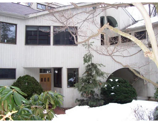 Unit for sale at 27 Ledgeways Road, Wellesley, MA 02481