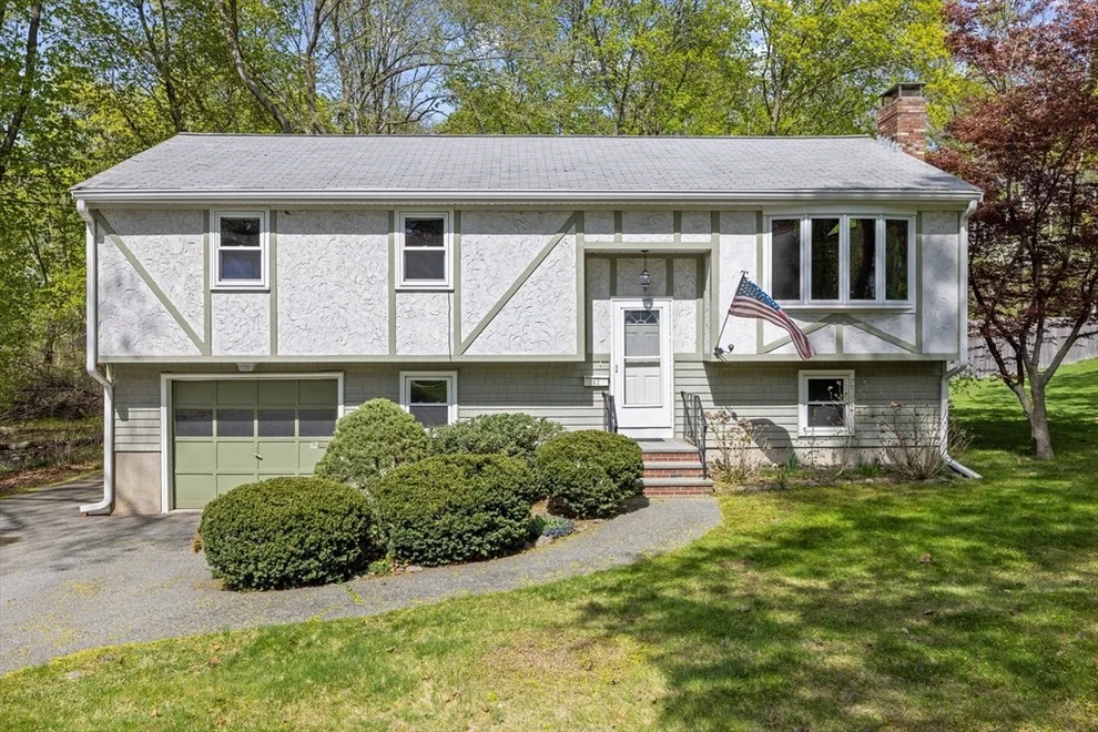Unit for sale at 62 Brook St, Wakefield, MA 01880