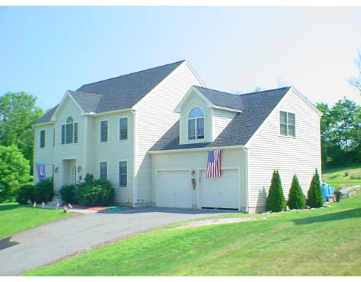 Unit for sale at 48 Elliot Trail, Grafton, MA 01519