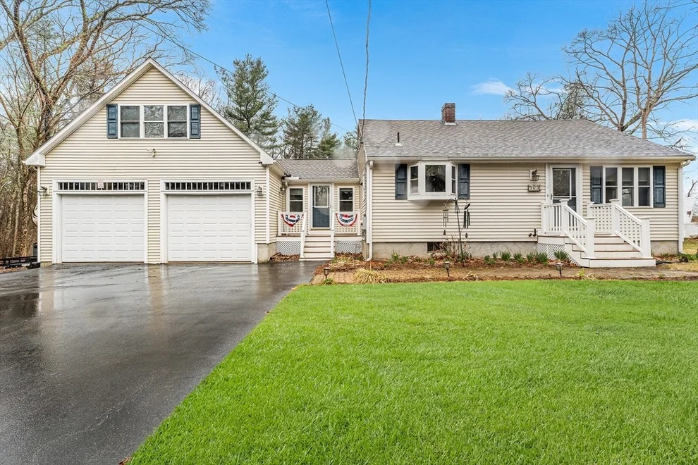 Unit for sale at 363 Maple St, Bellingham, MA 02019