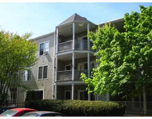Unit for sale at 23 Randolph, Northampton, MA 01060