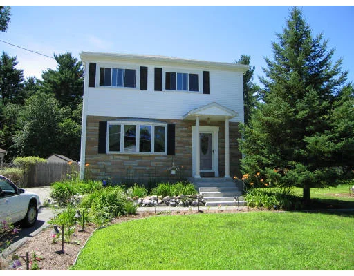 Unit for sale at 13 Bellflower Rd, Billerica, MA 01821