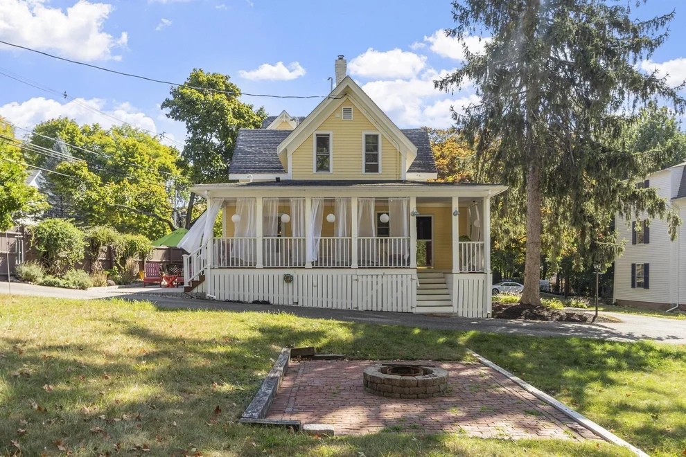 Unit for sale at 8 Winthrop St, Danvers, MA 01923