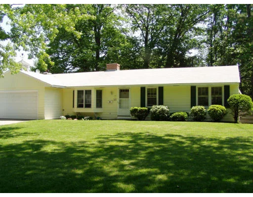 Unit for sale at 75 Raymond St, Holden, MA 01520
