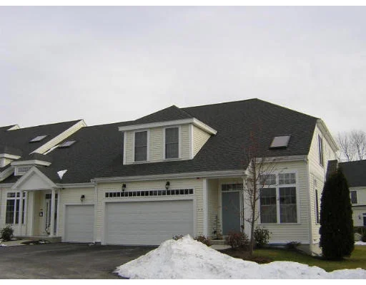 Unit for sale at 8-6 Kingson Lane, Medway, MA 02053