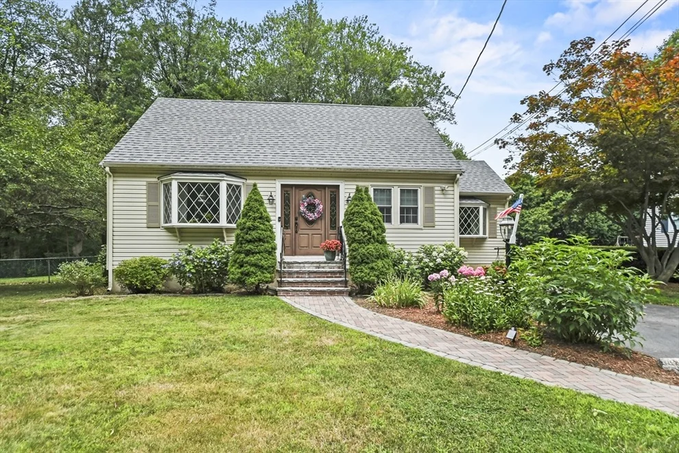 Unit for sale at 28 Skelton Road, Burlington, MA 01803