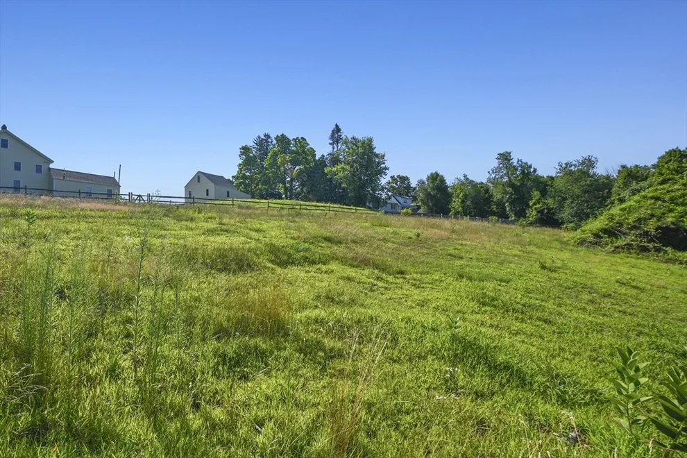 Unit for sale at 759 Northfield Rd, Lunenburg, MA 01462