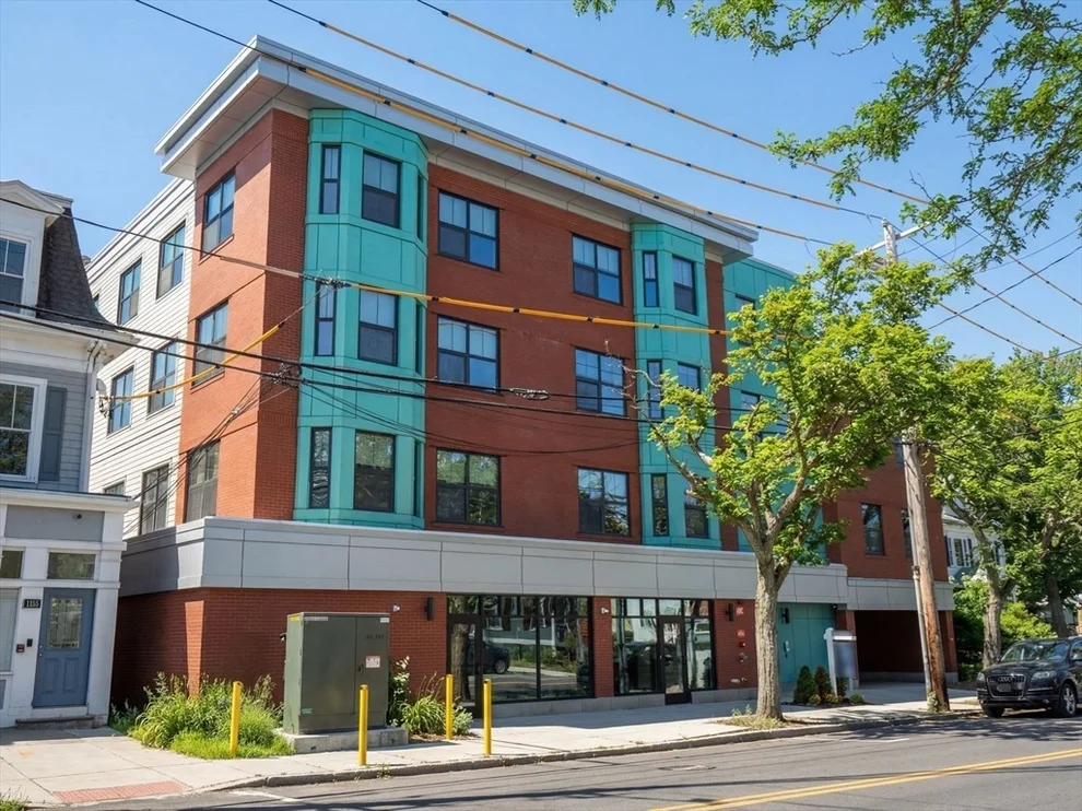 Unit for sale at 1151 Walnut, Newton, MA 02461