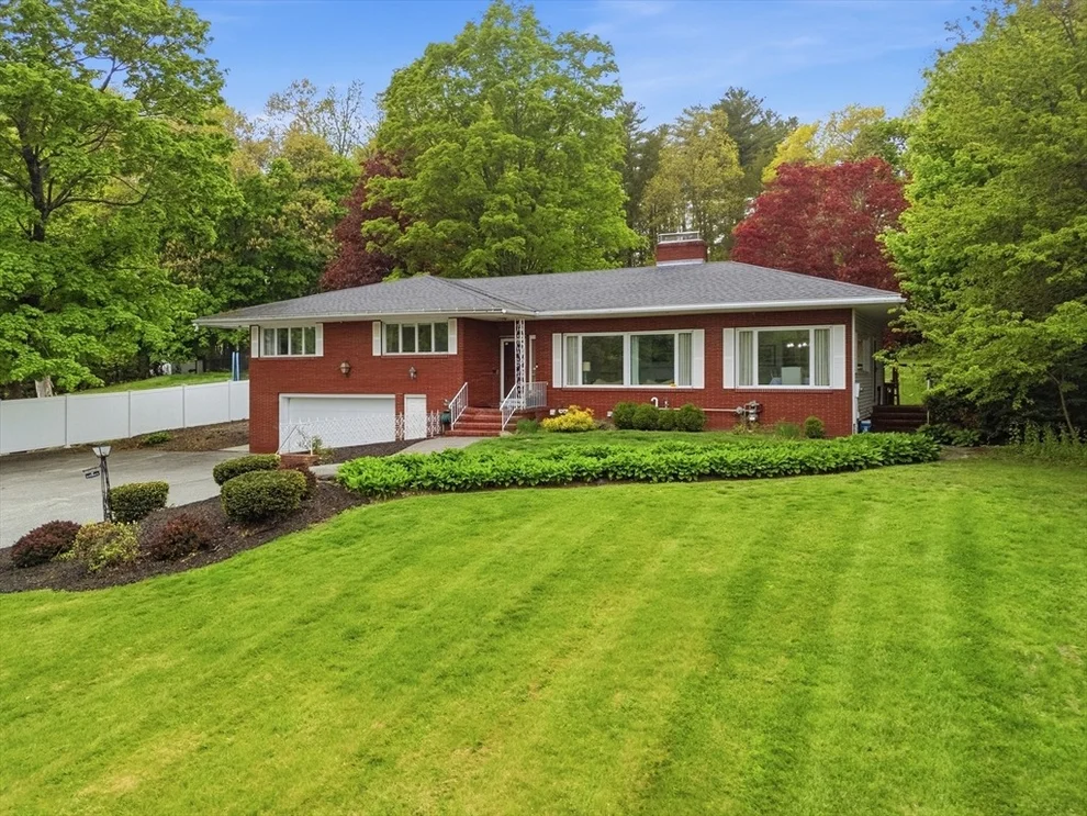 Unit for sale at 1310 Mammoth Rd, Dracut, MA 01826