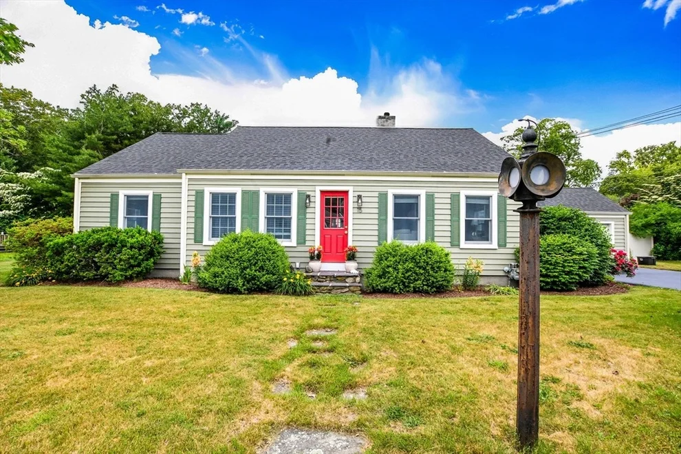 Unit for sale at 15 George, Dartmouth, MA 02748
