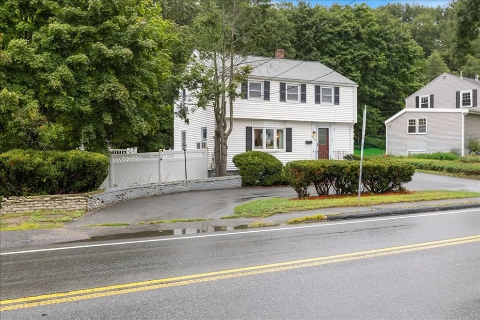 Unit for sale at 254 Cambridge Rd, Woburn, MA 01801
