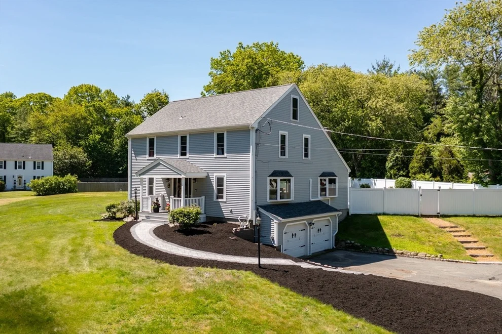 Unit for sale at 79 Highland St, Marshfield, MA 02050