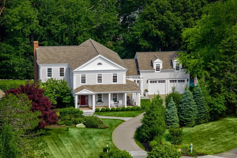 Unit for sale at 8 Maryknoll Drive, Hingham, MA 02043