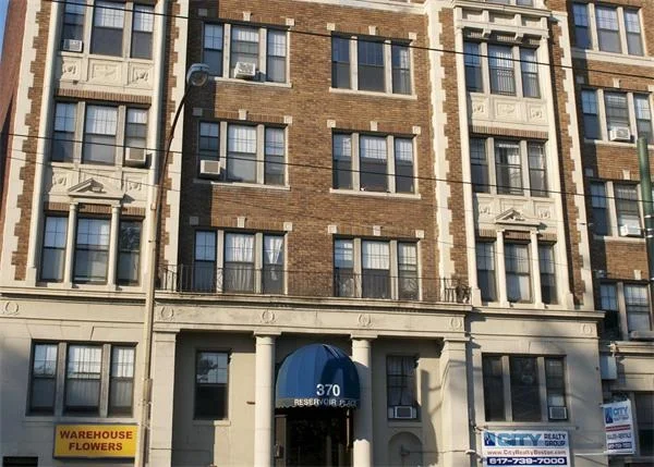 Unit for sale at 370 Chestnut Hill, Boston, MA 02135