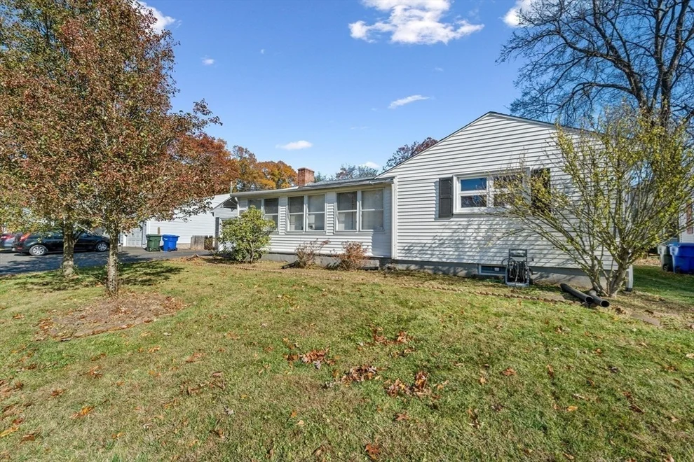 Unit for sale at 261 W Allen Ridge Rd, Springfield, MA 01118