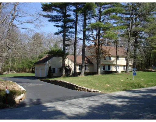 Unit for sale at 20 Wintergreen Drive, North Andover, MA 01845