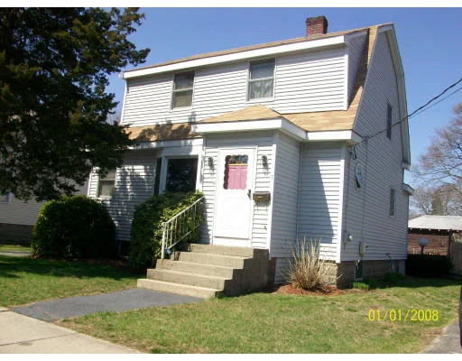 Unit for sale at 7 Hanson, Wakefield, MA 01880