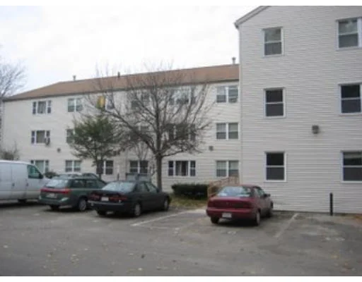 Unit for sale at 5 E Kendall St, Worcester, MA 01605